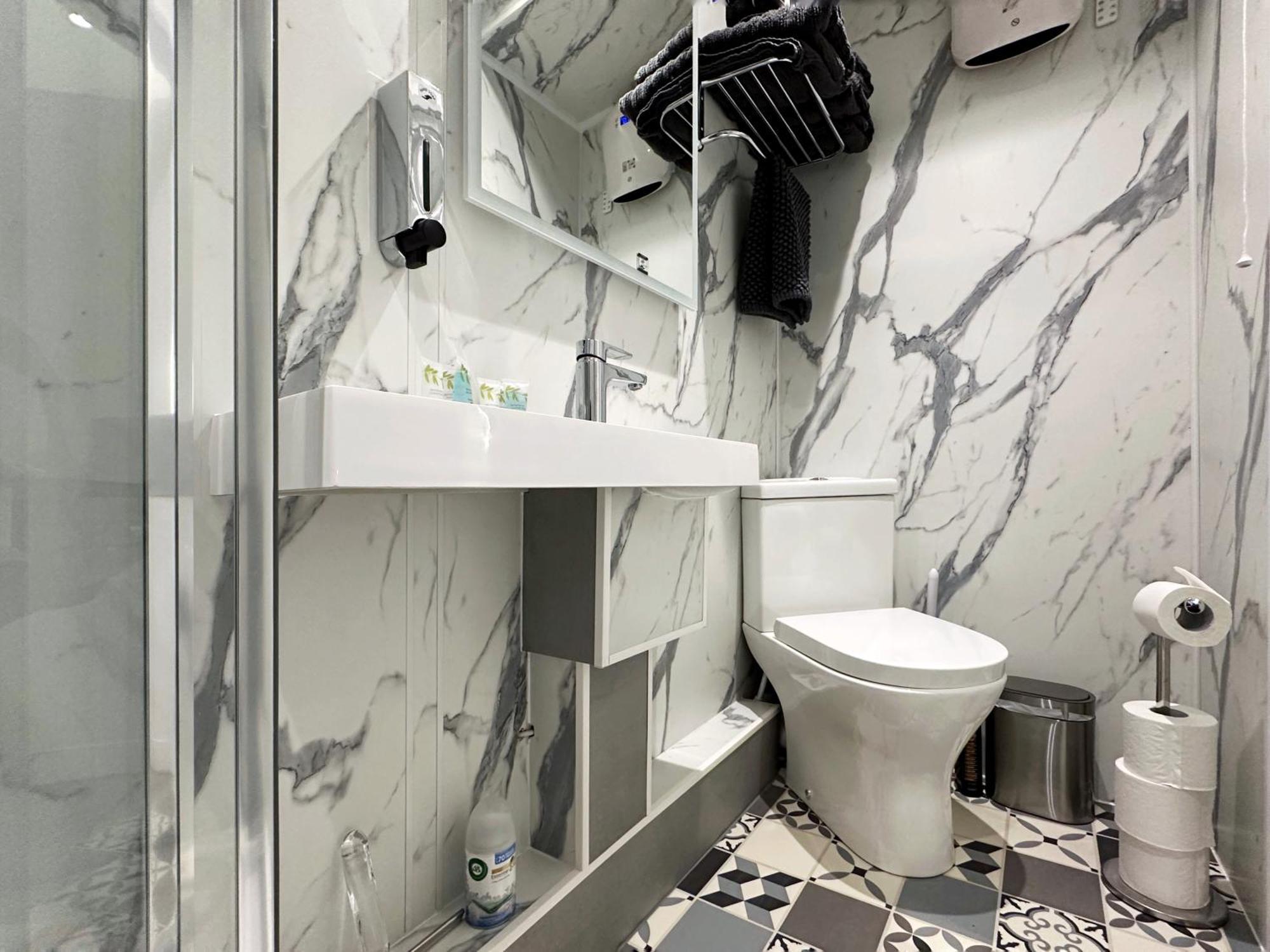 Kensington Studio Hosted By Airoperate Near Notting Hill - 1 Double Bed , 1 Sofa Bed, Ground Floor Apartment Via Private Entrance Лондон Екстериор снимка